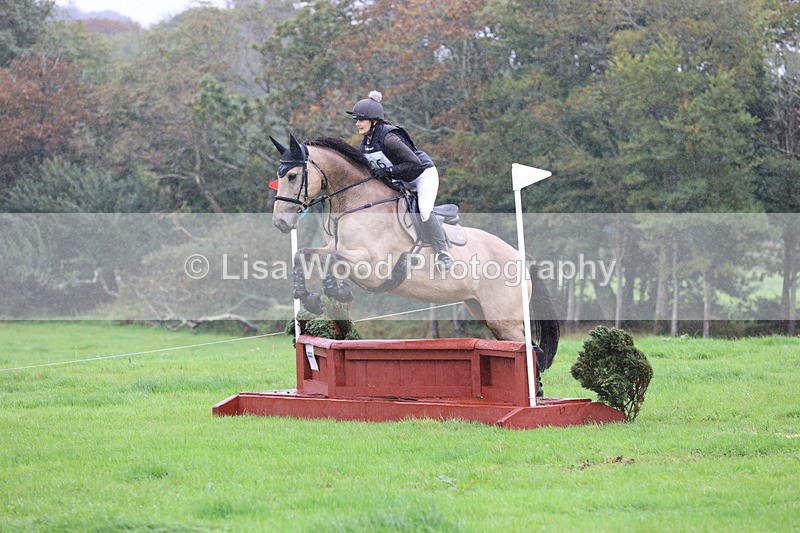 JPP_5186 - Class 2:  70cm: Zig Zag