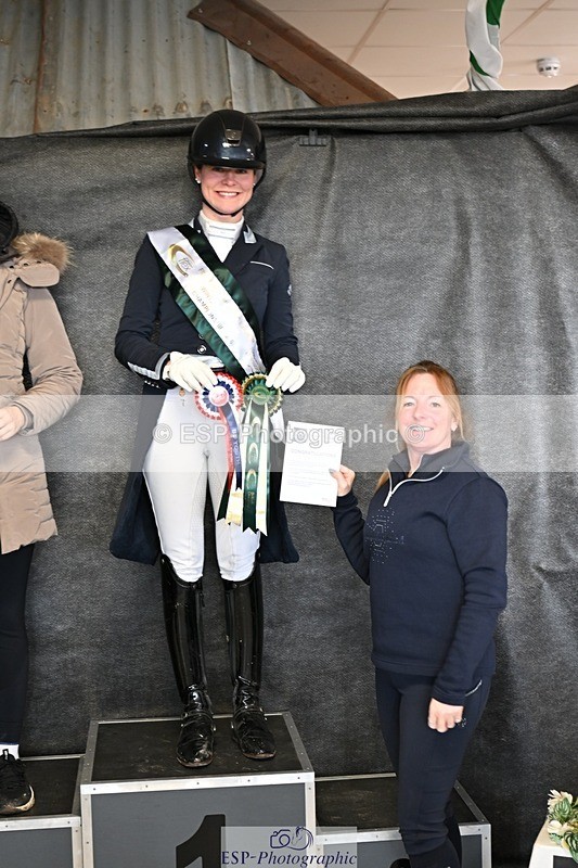 260213-130322-00713 - Cls 7 FEI Inter I Silver Presentations