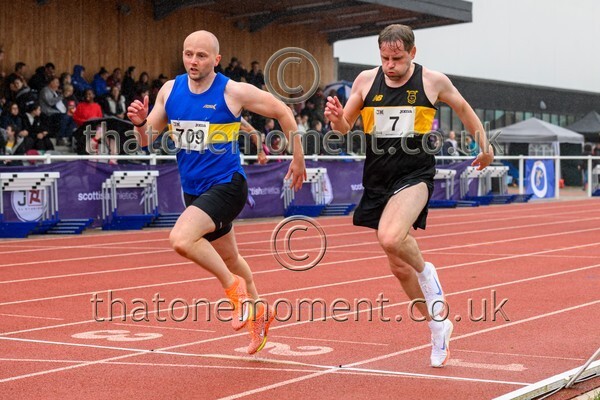 ComMast25-910256 - Track Male Set One