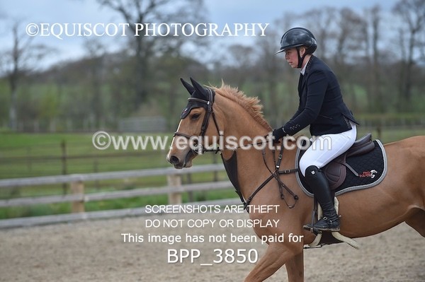 BPP_3850 - CLASS 4 Senior Newcomers/ 1.10m Open