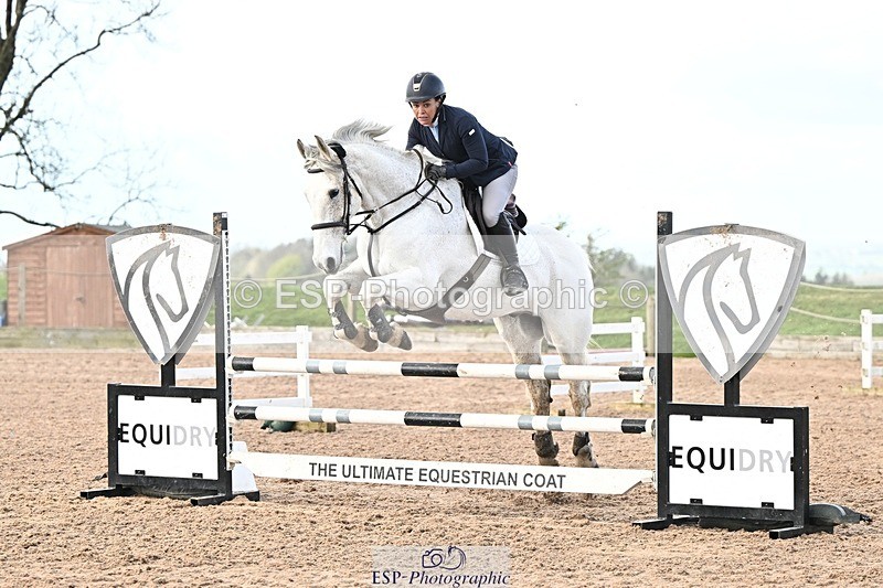 250416-095904-00171 - Cls 1 British Novice and 90cm