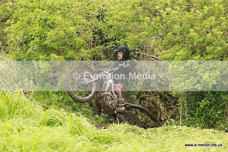 TR 060512-079 - Petit Bot - 06/05/12