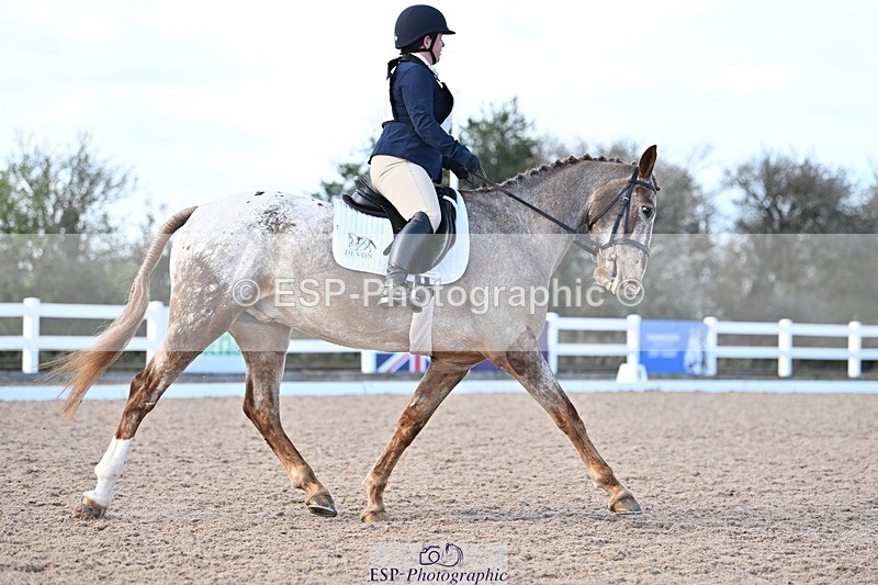 240324A-151623-04462 - Novice 27, 14.30 to 15.25