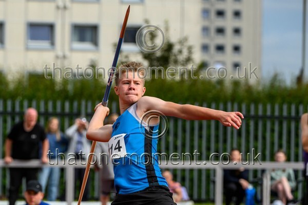 Age25SAT-925865 - Field Male