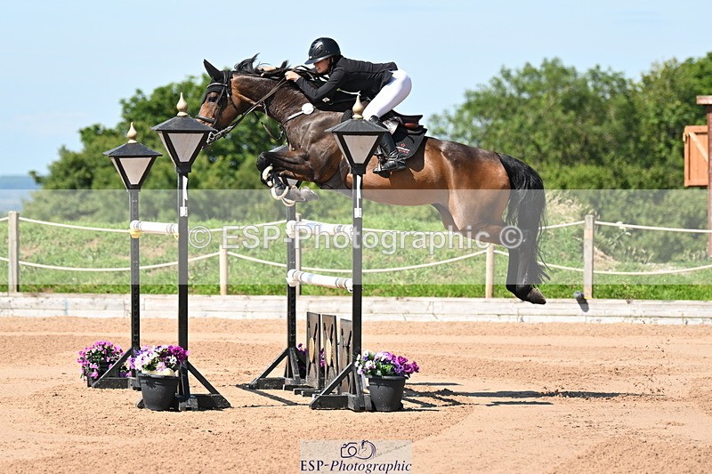 240719A-110820-10426 - Cls 2, 3 Star Small Tour 1.40m