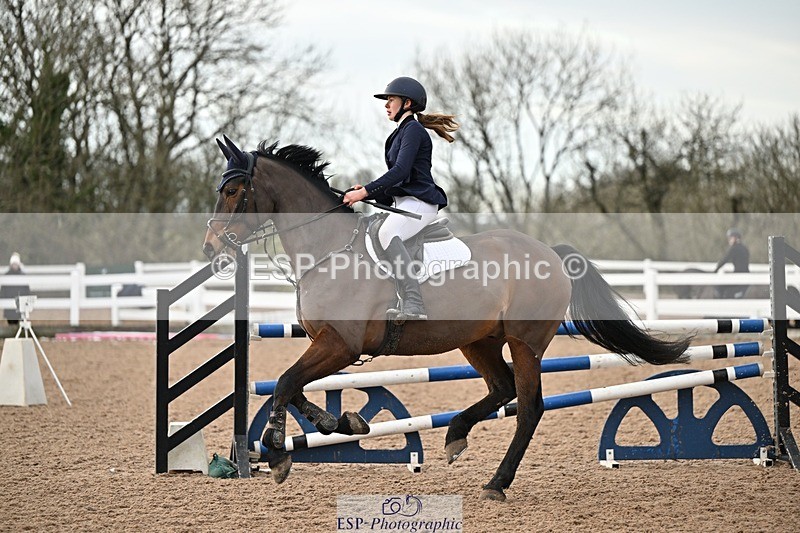 250111-134815-00498 - Cls 12 Newcomers and 1.10m Open