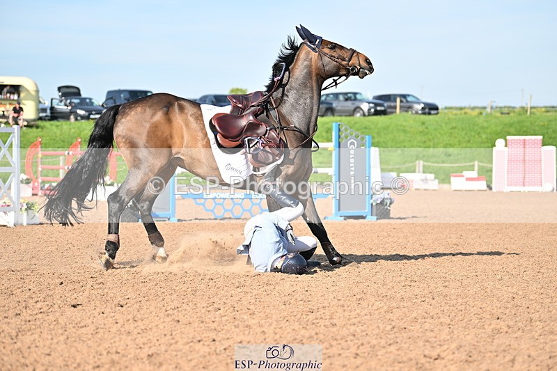 240510A-171259-09415 - Cls 24 National 1.40m Open