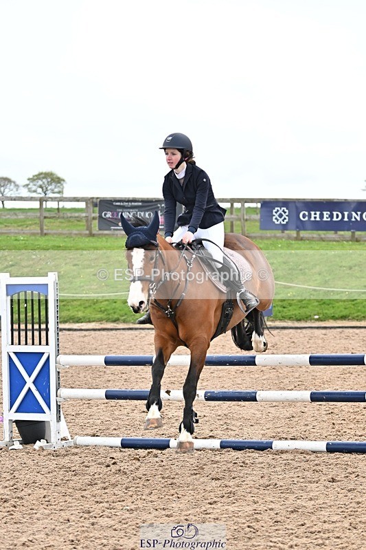 250414-112417-00498 - 90cm Round 1