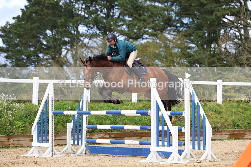 3E7A1739 - Class 7: Senior Newcomers/1.10m open