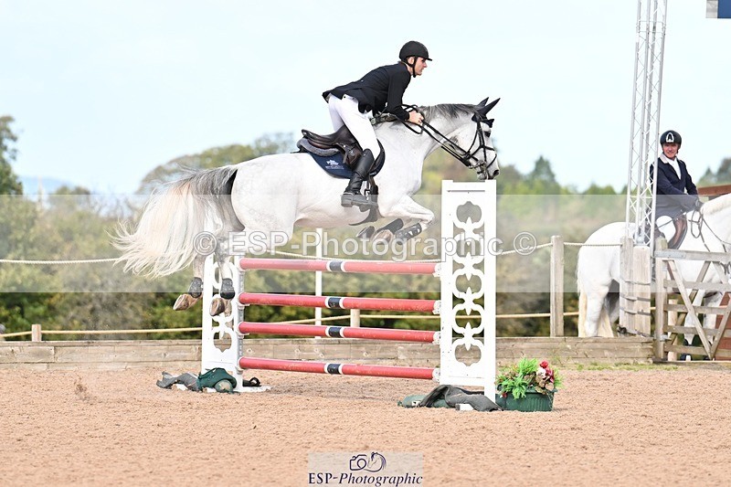 251005-101258-02696 - Cls 15 Foxhunter and 1.20m