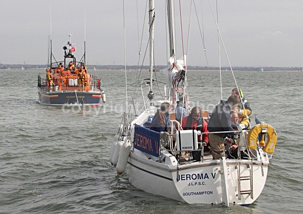 100411 JLP SAILING CLUB - RNLI IMG_0481 - APRIL 11th 2010 - JLP SAILING CLUB & RNLI