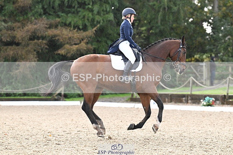 251023A-141440-05479 - B-149-Kate.Rowe