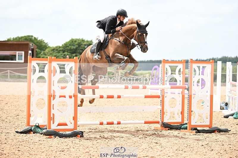 250611-141143-00797 - Cls 6 Snr Foxhunter & 1.20m Open