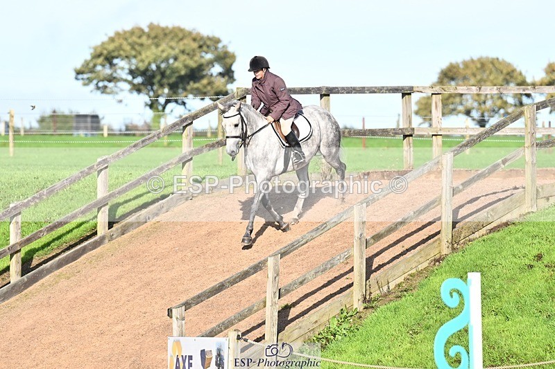 250920-164045-01916 - Cls 23 UnAffiliated 80cm Derby