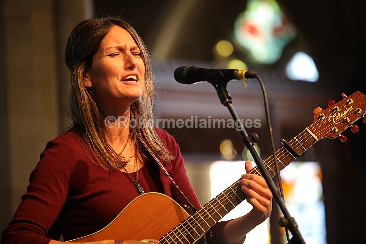 FOLK N BLUES-72 - FOLK and BLUES SEPT 2022