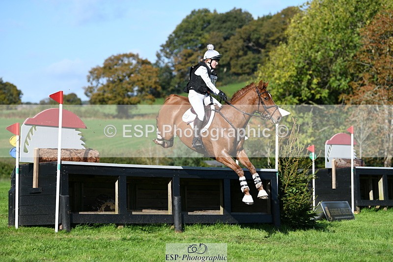 251024A-124023-11636 - B-137-Josie.Reid