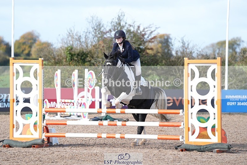 251025-125927-00440 - Cls 9 Pony Winter Discovery and 90cm