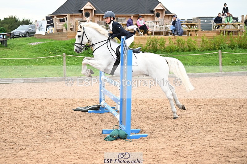 240907A-131533-01935 - Cls 3 Pony Medium Team 80cm & 90cm