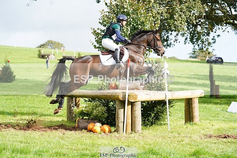 231020-141756-09488 - 125-KINDA.CORVETTE-Dani.Evans-XC