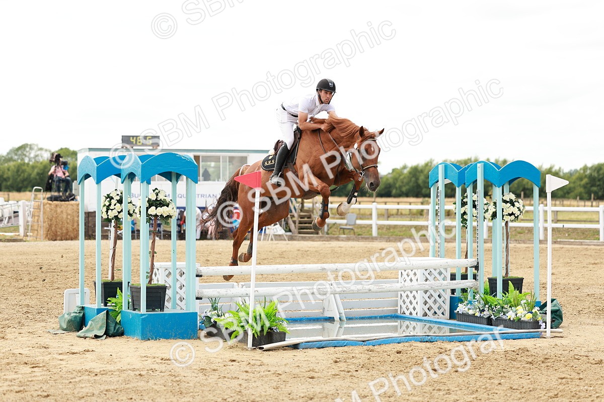 SBM_019082 - Class 21 - Senior Newcomers Championship 2d Rd