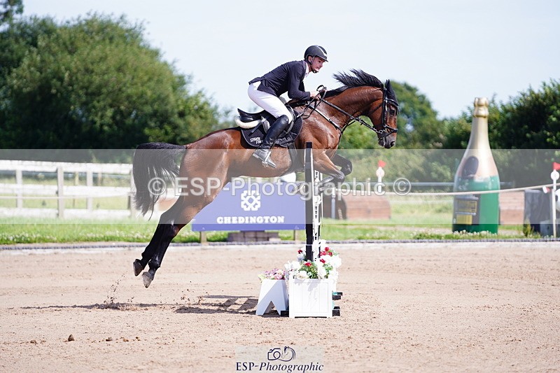 240803A-153524-08958 - Cls 32 National 1.30m Open