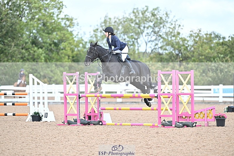 241005A-112007-03289 - SAT Cls 17 95cm Amateur Quali