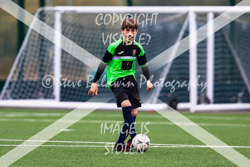 1DX30025 - 2025-10-12 FC Abbey Meads U14 Orange V Kingsdown Lions U14