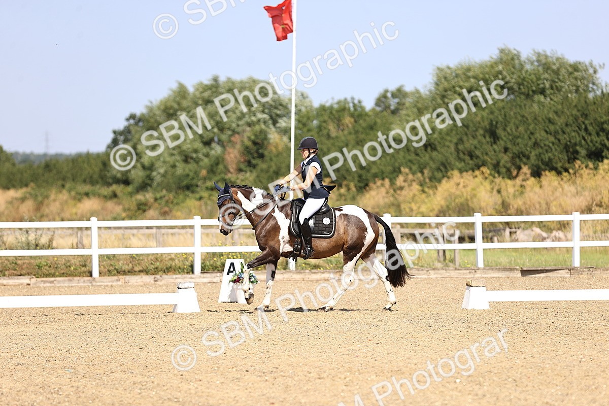 SBM_009422 - Novice 5 - 9.50-10.53
