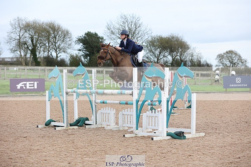 241117X-142250-04932 - Cls 37s 138cm