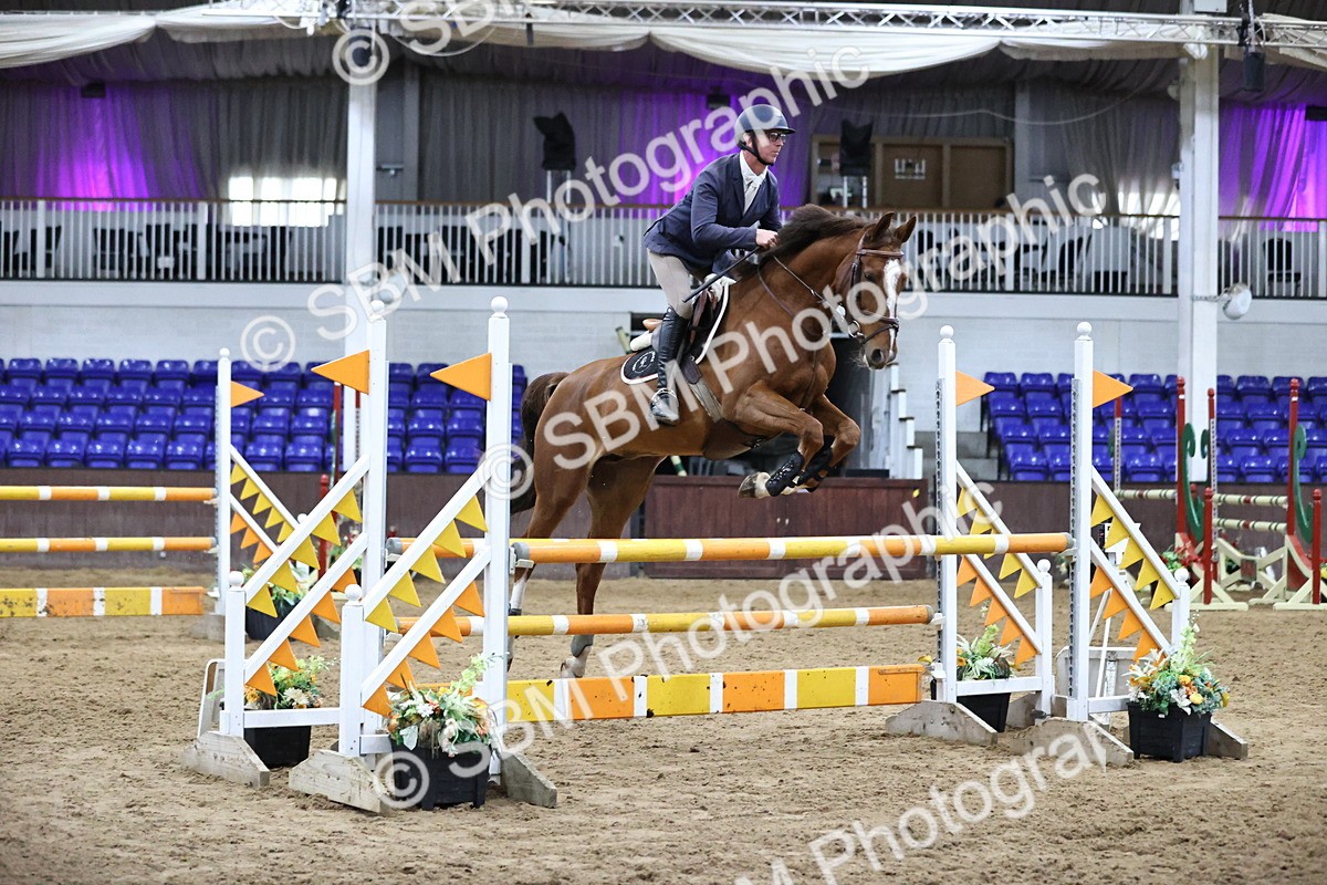 SBM_001993 - Class 4 - Senior Newcomers - 1.10m Open