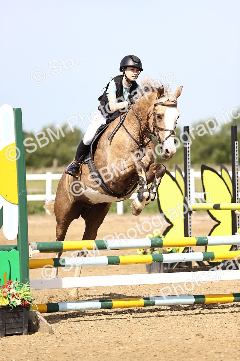 SBM_003561 - Class 8 - Clear Round