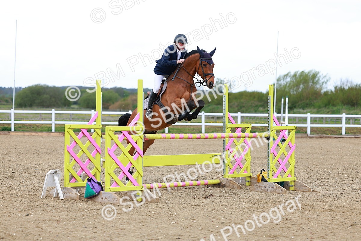 SBM_002378 - Class 10 - Senior Newcomers - 1.10m