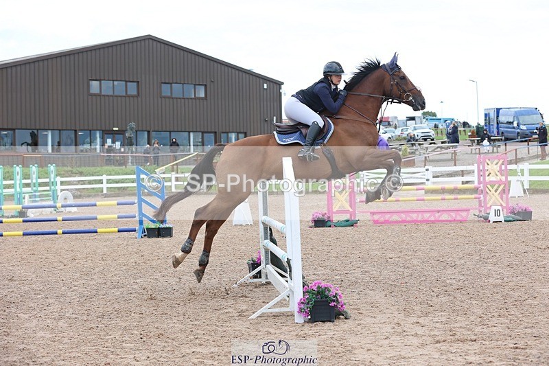 250913-100511-05977 - Cls 21 Snr British Novice and 90cm Open