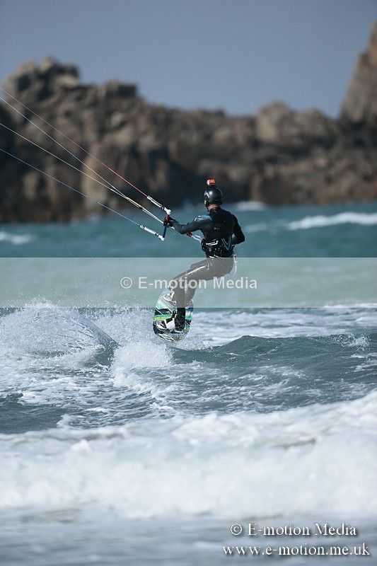 KS 020413-67 - Kite Surfing