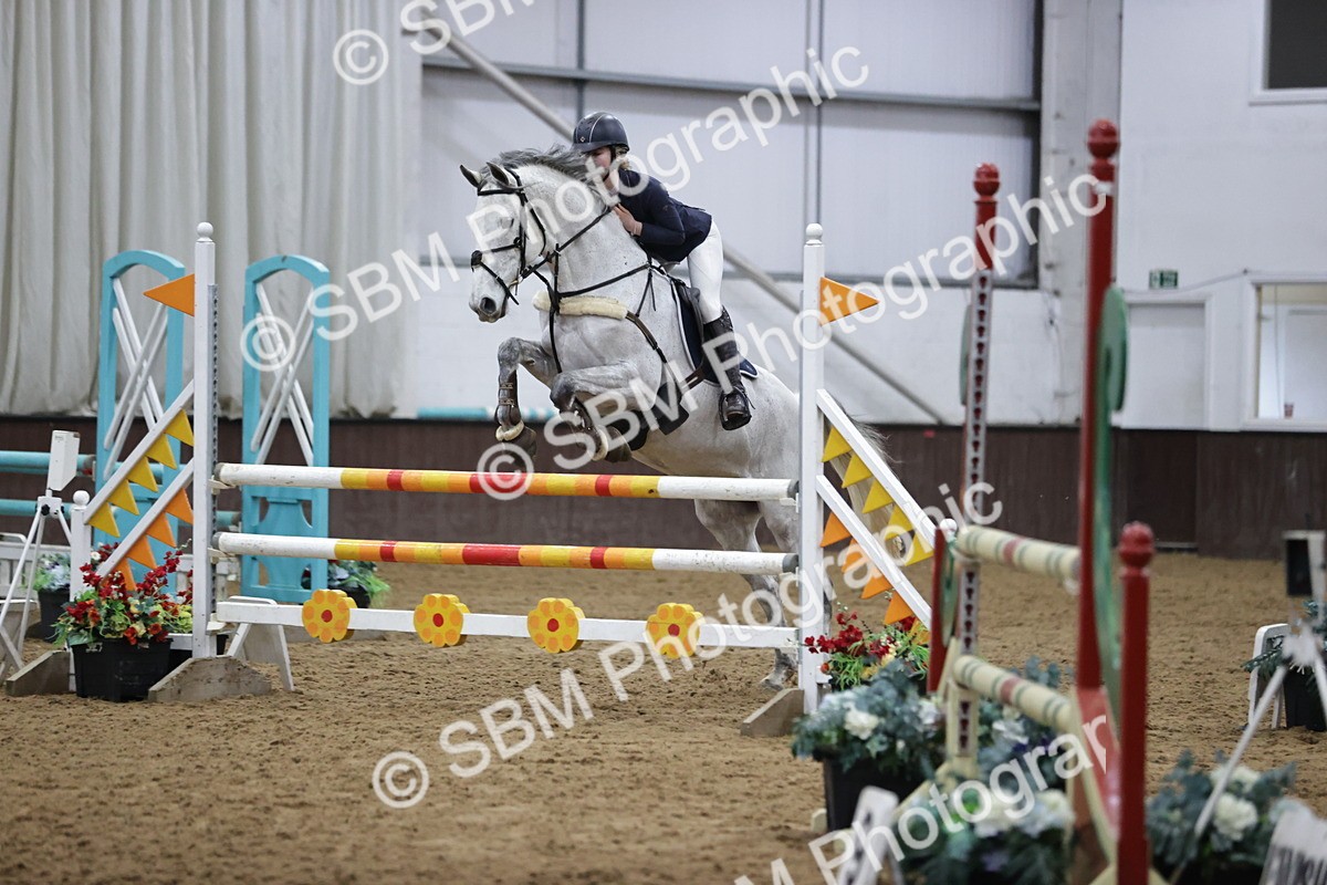 SBM_000832 - Class 3 - Nupafeed Supplements Senior Discovery/ 1m Open