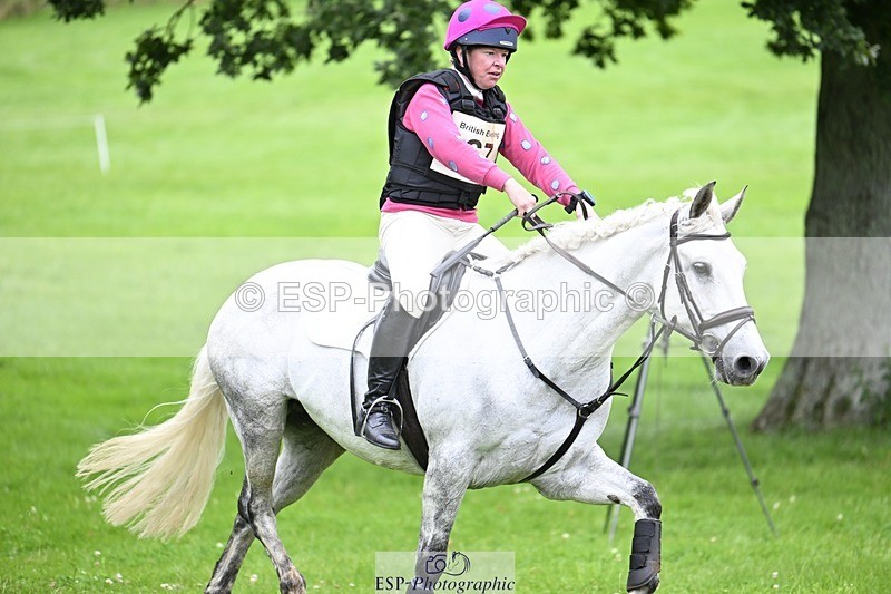 240803-120915-03901 - 067-Sophie_Morgan-NIAMHIES_LAD