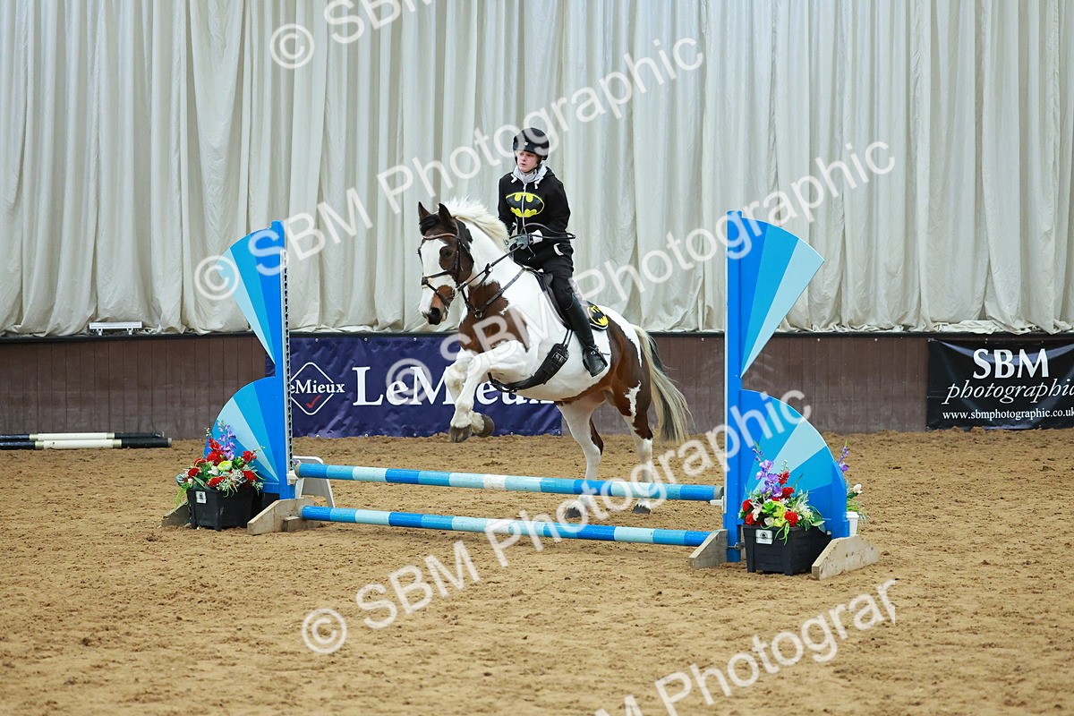 SBM_002471 - Class 3 - Horse & Hound (60cm)