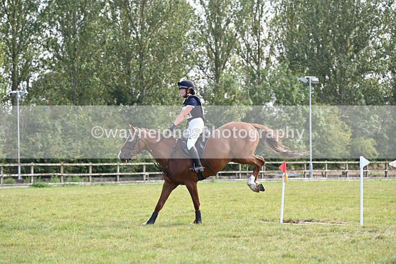 WJ6_2796 - 80cm XC Time 15:07 to 15:25