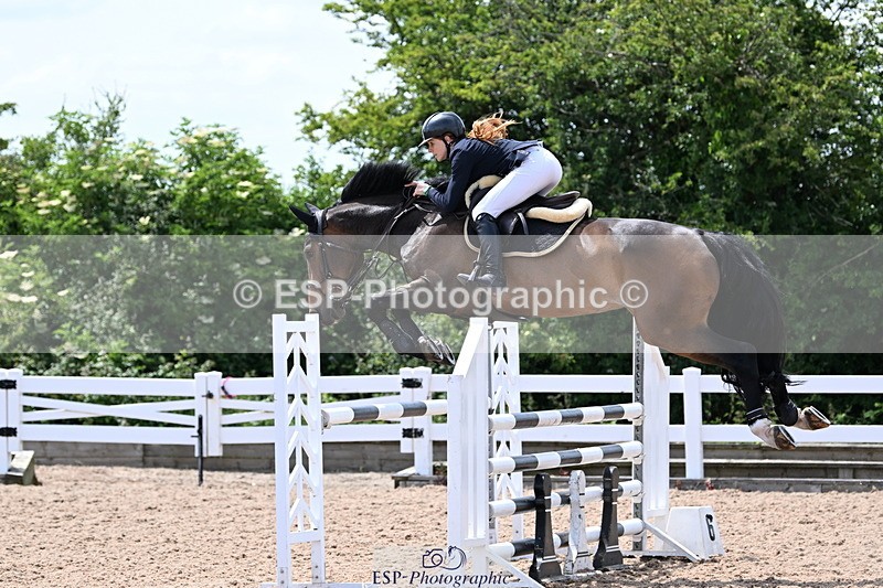 240619A-141051-00447 - Cls 4 Snr Newcomers and 1.10m Open