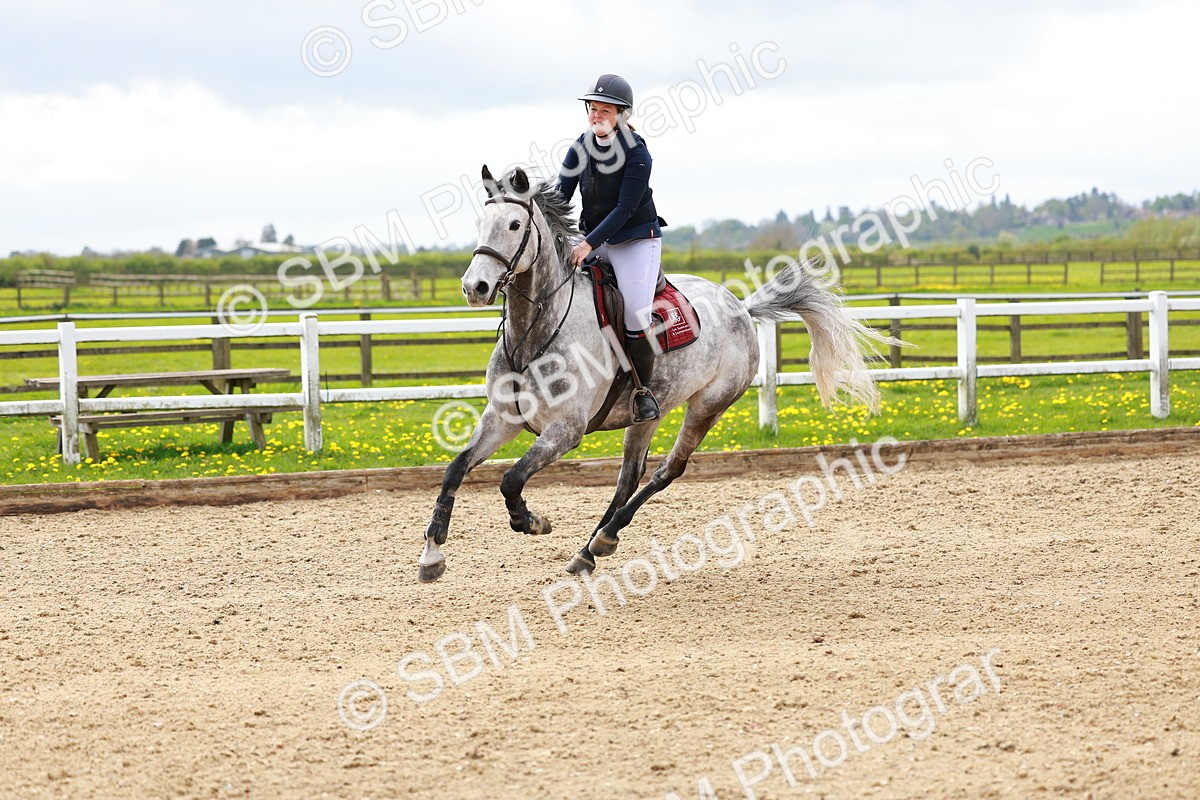 SBM_002430 - Class 10 - Senior Newcomers - 1.10m