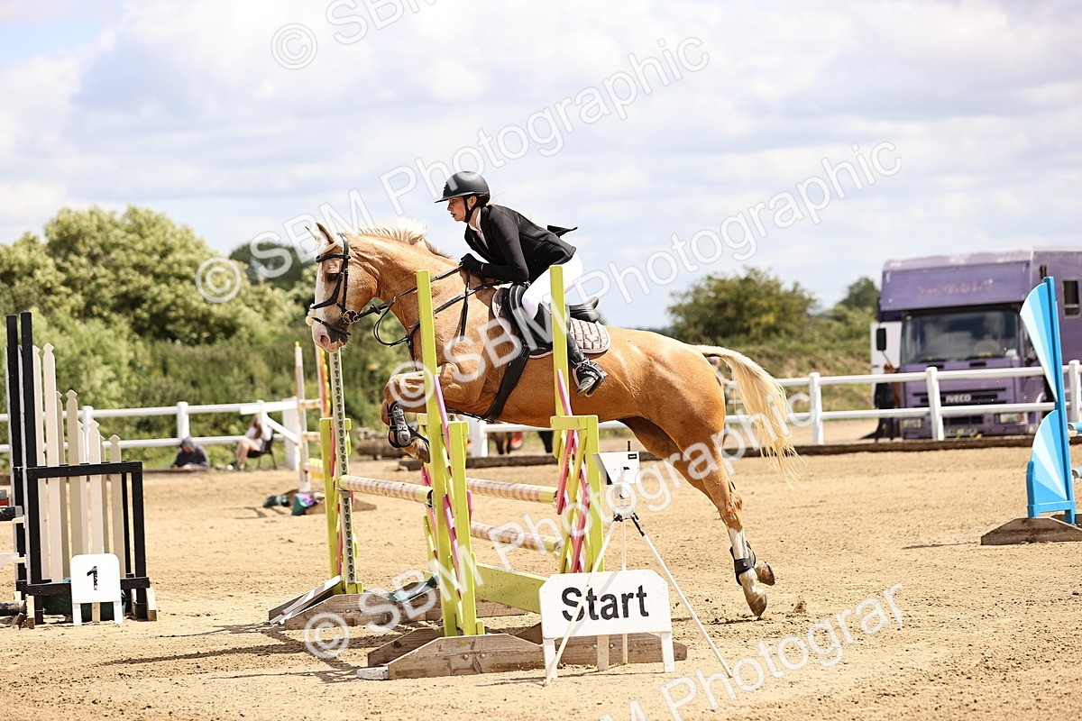 SBM_007896 - Class 3 - 90cm showjumping
