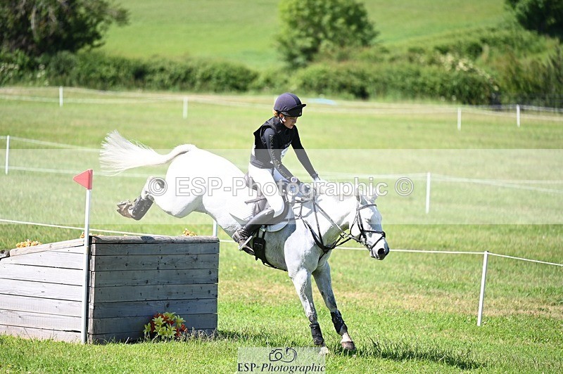 260530A-151002-16707 - A-113-Tilly.Newman-Moore