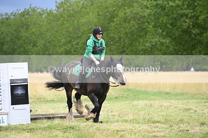 WJ6_2837 - Time at Jump 11:06 to 11:40