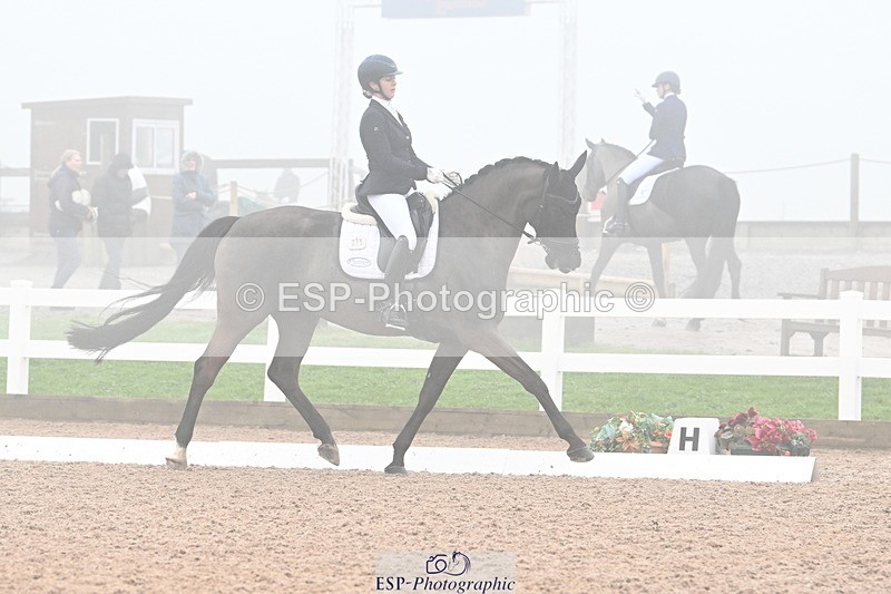 240217A-104253-01449 - 275-Lucy.Pye-La.Vida.loca