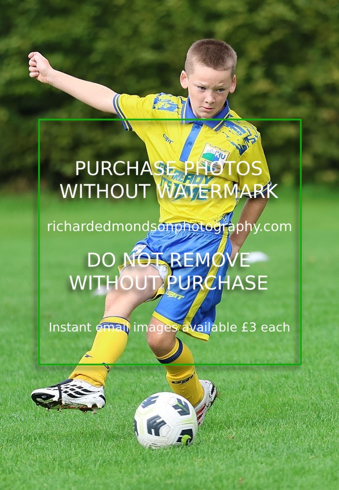 533A5036 - Kendal United U10 vs Middleton & Overton Sports U11 (13/9/26)