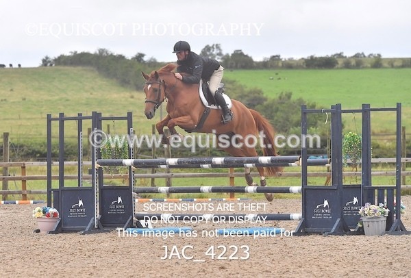 JAC_4223 - CLASS 6 Senior Newcomers/ 1.10m Open