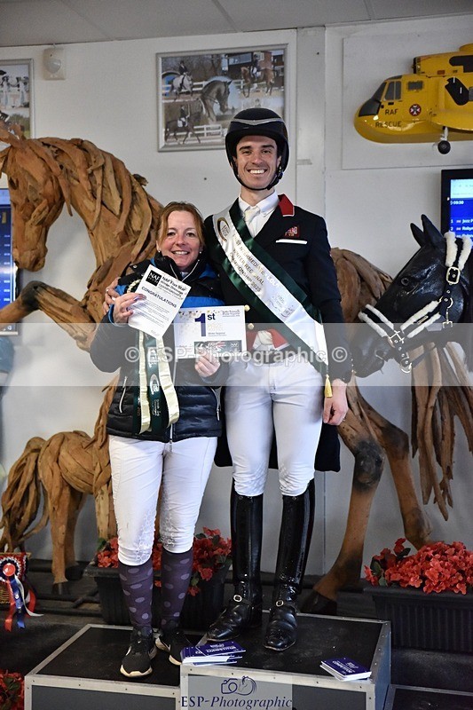 250214-135914-01694 - Inter I Gold Presentations