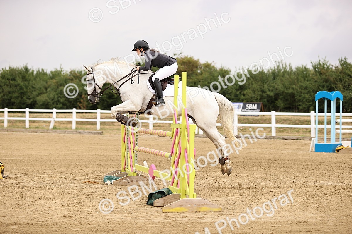 SBM_026294 - Class 12 - Amateur Championship Qualifier 1.05m