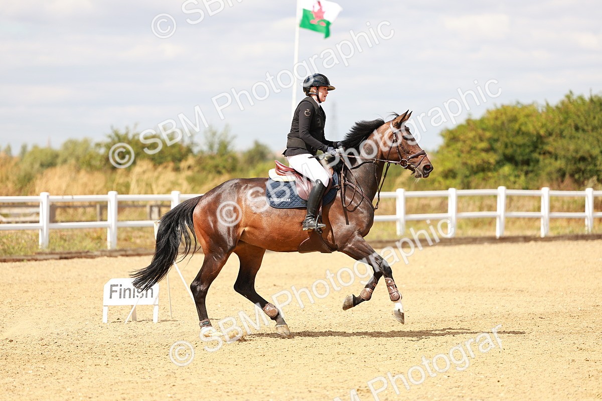 SBM_006636 - Class 4 - Senior British Newcomers - 1.10m