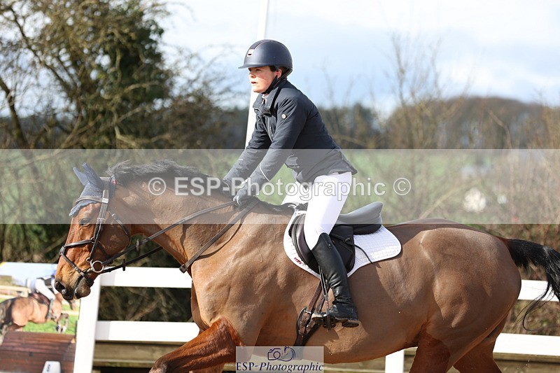 240223A-113020-00884 - Cls 4 Snr 1.05m Open